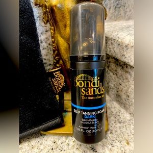 New! Bondi Sands Self Tanning Foam Dark travel size plus mitt!